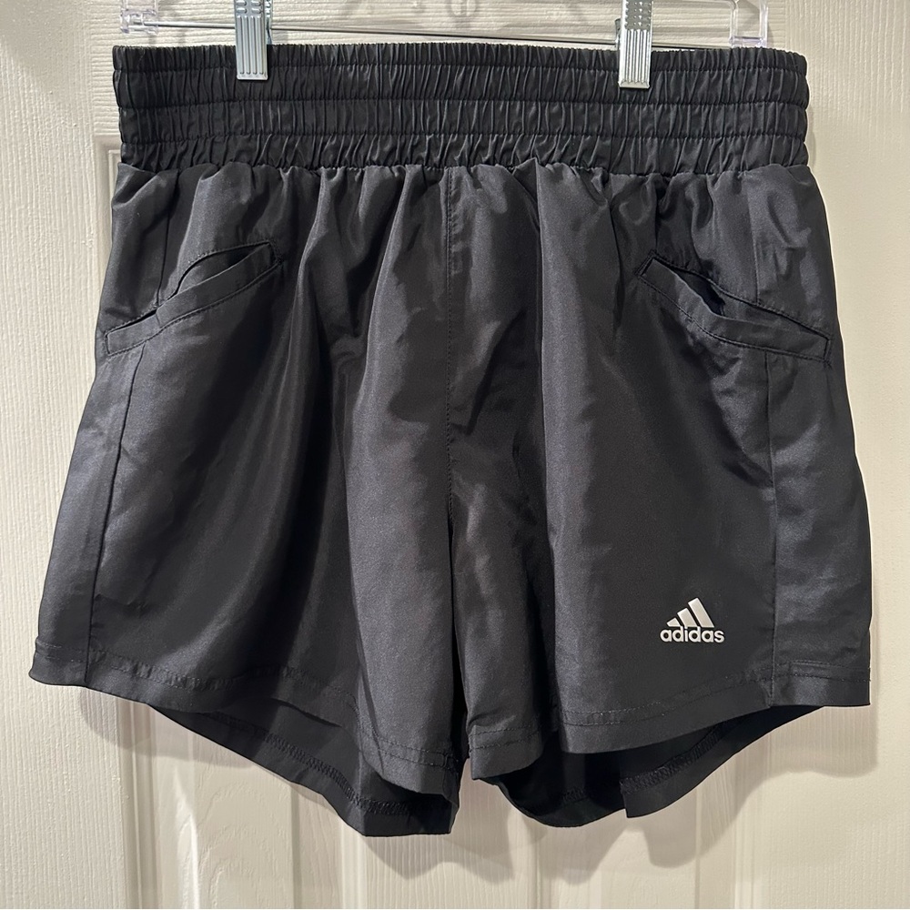 ADIDAS Women’s Golf shorts- size M